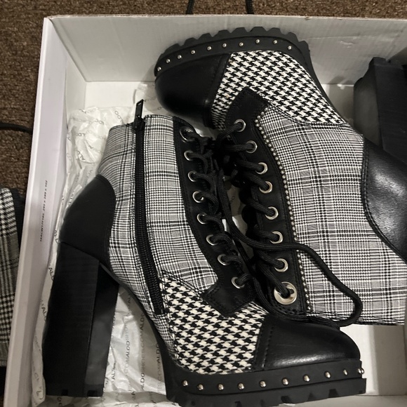 Aldo Bootie, corset and small purse/belt bag - Picture 1 of 9